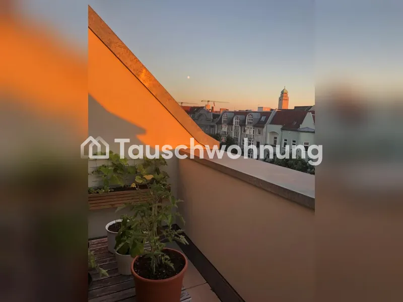 Tauschwohnung: 3 Zimmer Dachgeschoss mit Balkon in Neukölln — photo 1